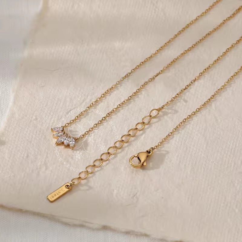 Necklace 220
