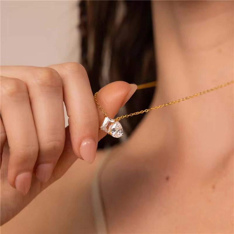 Necklace 26