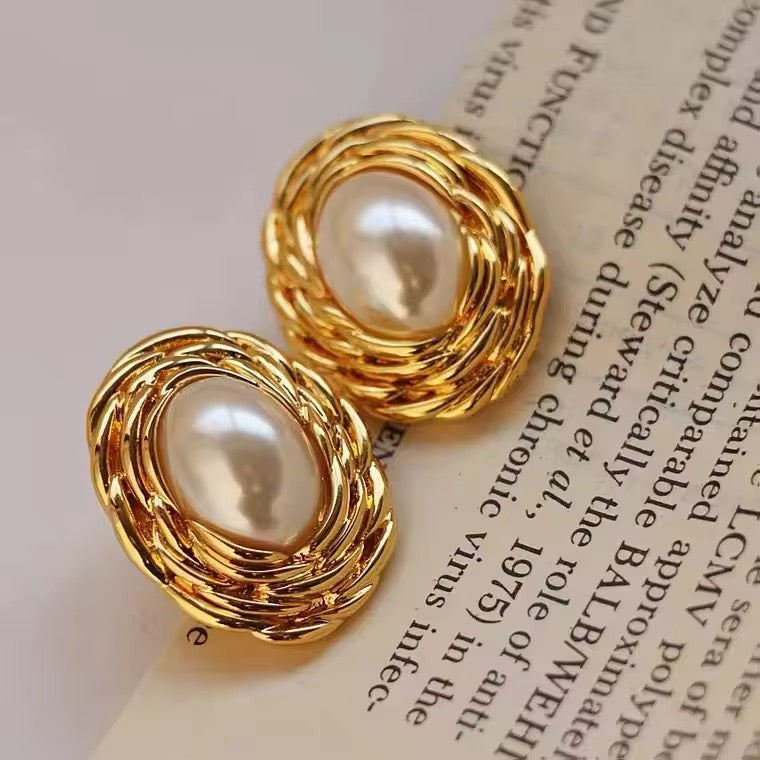 Earrings 12