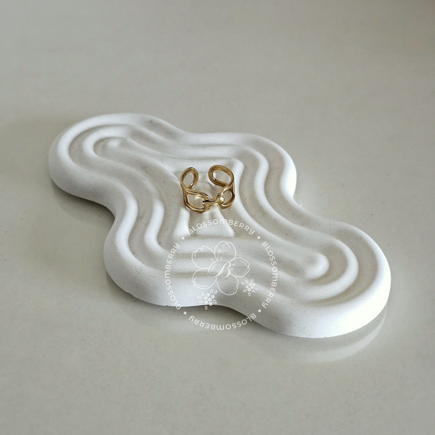 Bean Shape Bubbly Coaster Style Tray