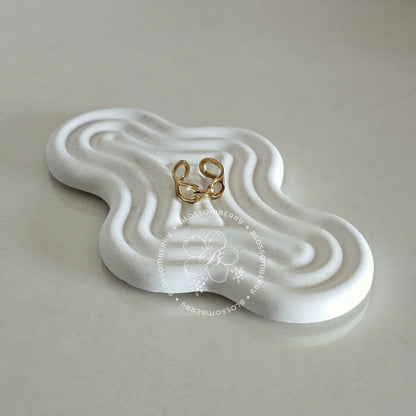 Bean Shape Bubbly Coaster Style Tray