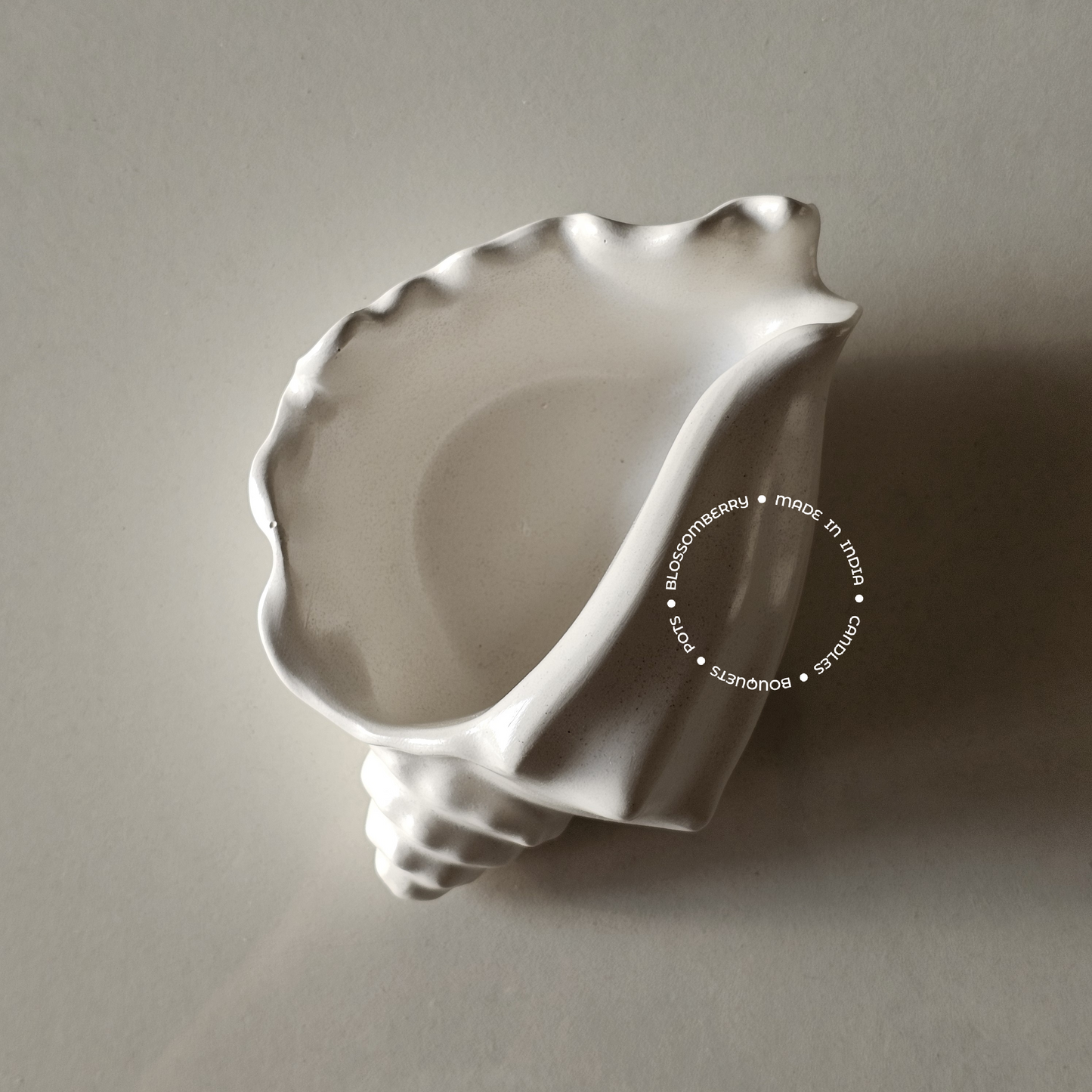 Shankh Pot (White)