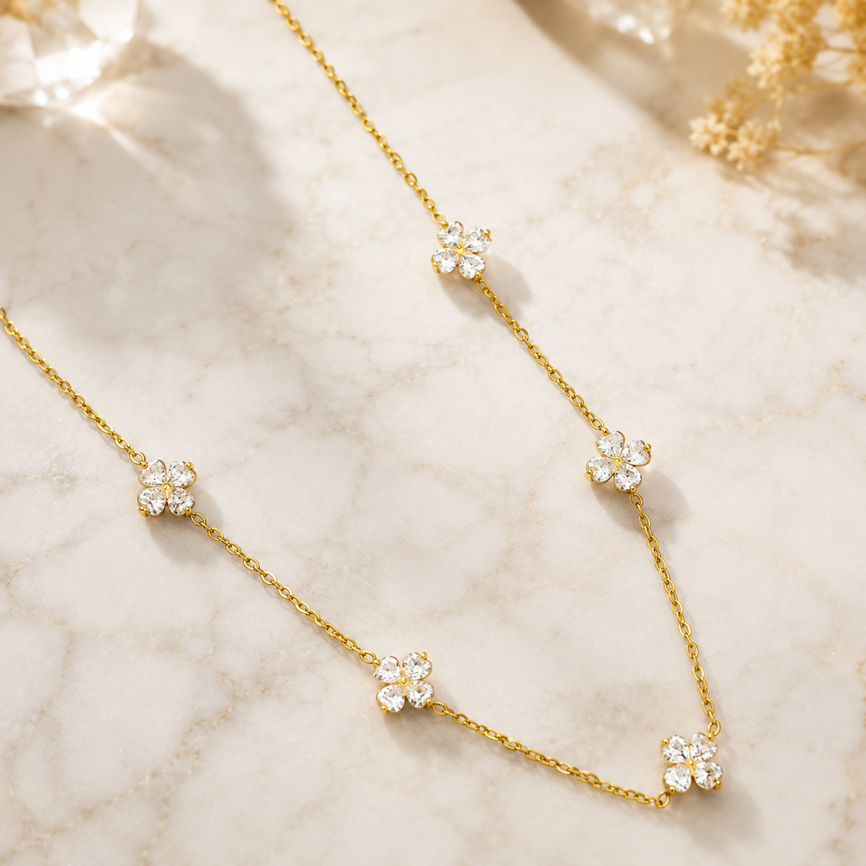 bkhsaUj Necklace