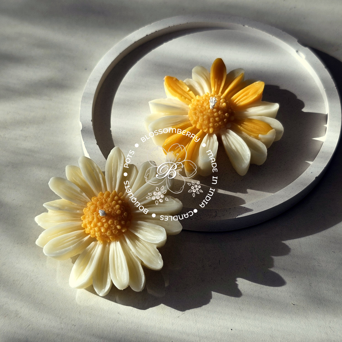 Daisy Flower Candle (Set of 2)