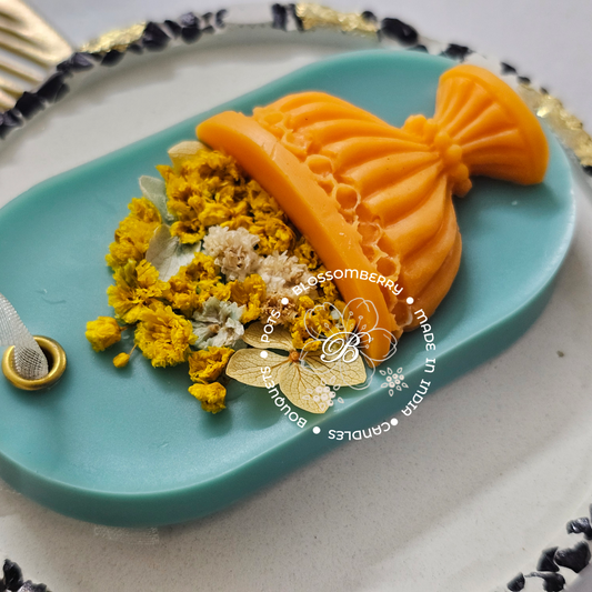 Flowerpot Wax Sachet (Orange Pot, yellow flowers with Sea-blue base)