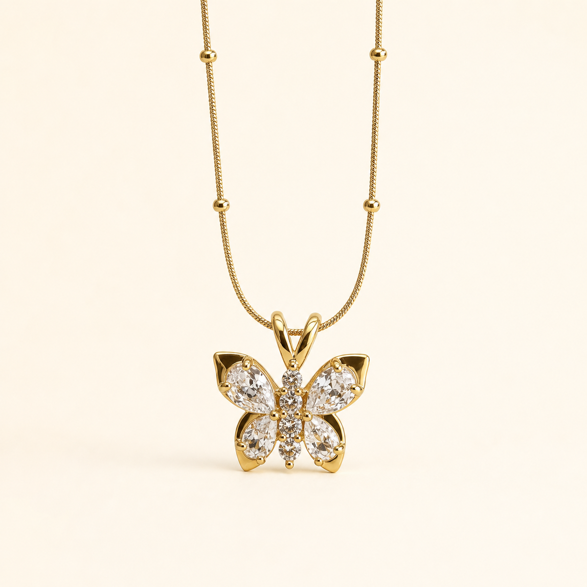 Papillon Blanc Necklace