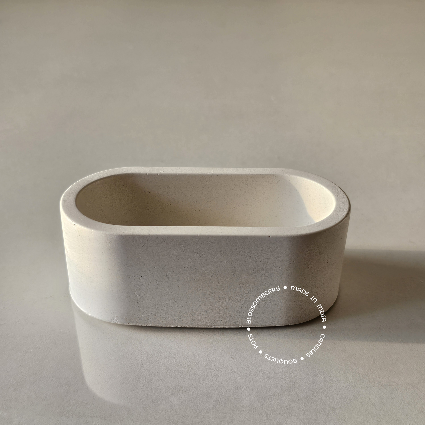 Mini Oval Concrete Pot (White)