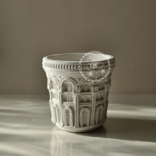 Roman Colosseum Pot
