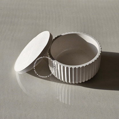 Ribbed Pot With Lid (White)