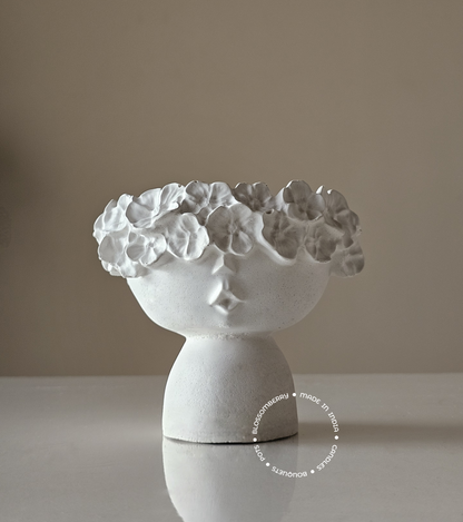 Girl With Flowerhead Pot (White)