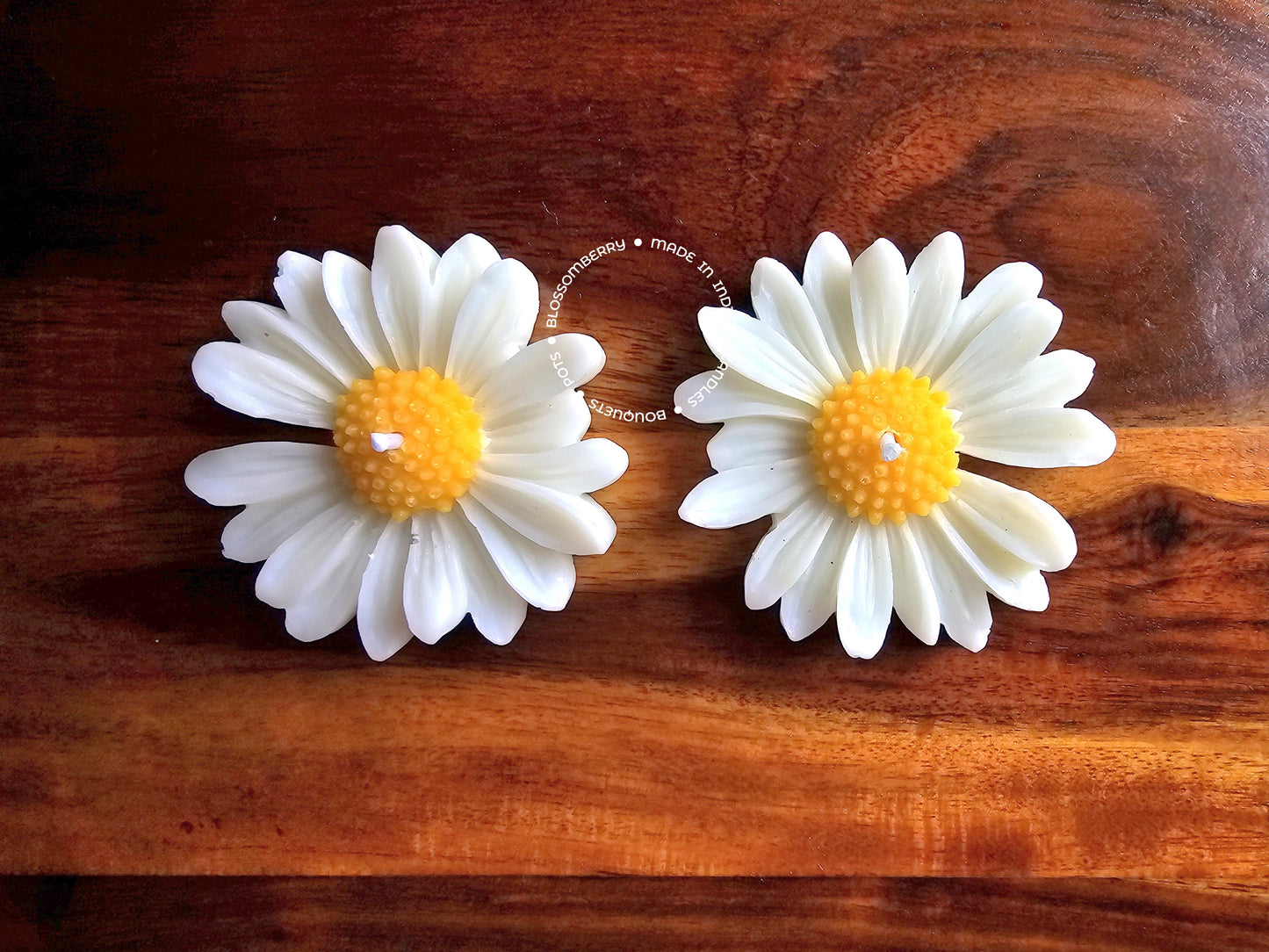 Daisy Flower Candle (Set of 2)